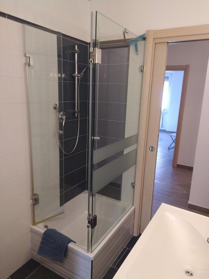 Venosa2 Apartment Милано Екстериор снимка